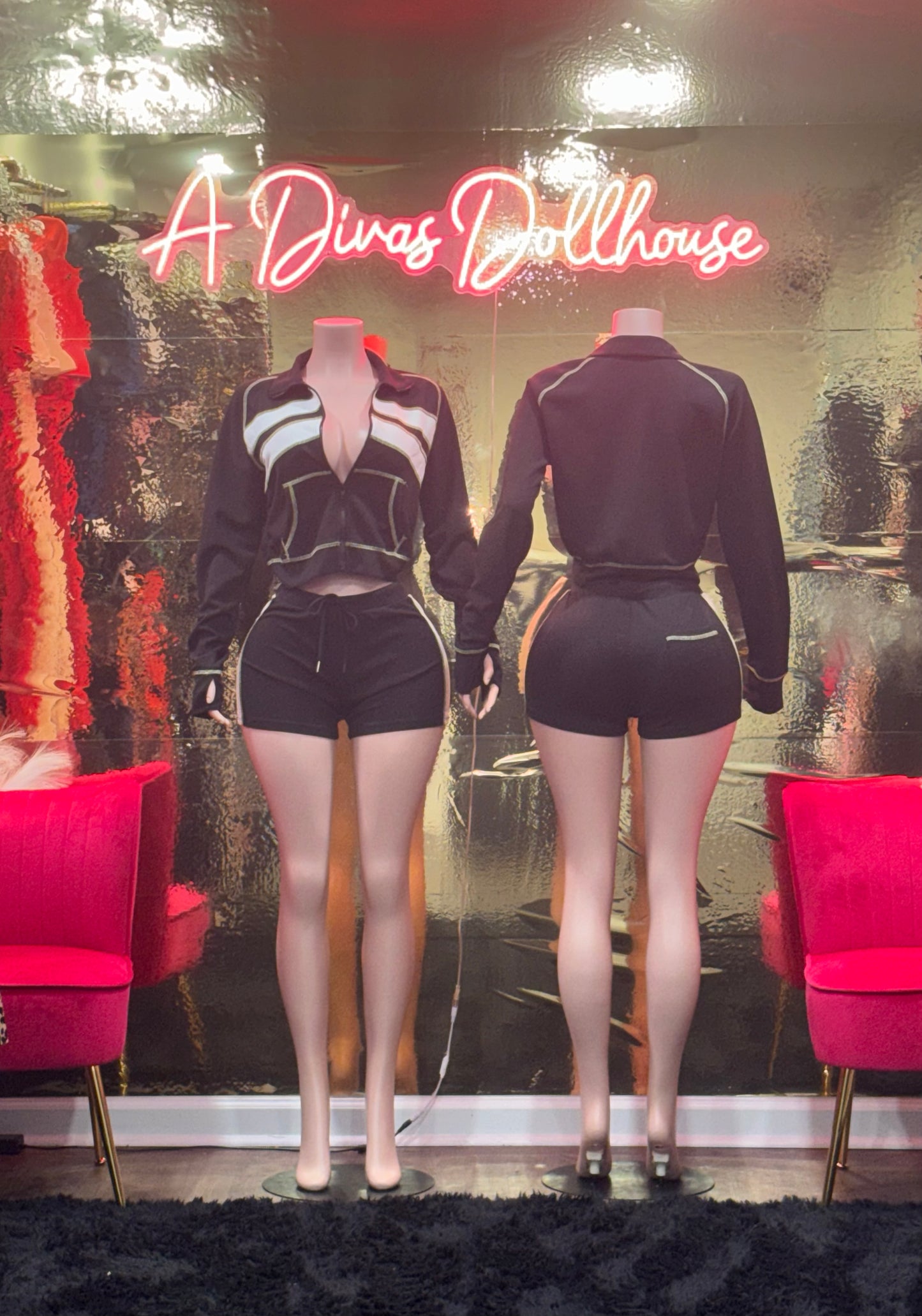 Can’t Look Away Set