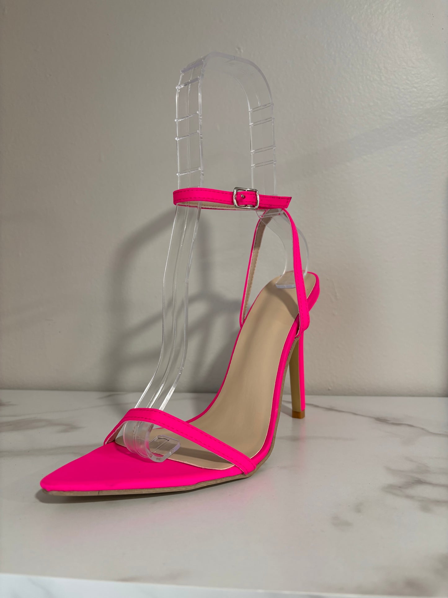 Malaysia Pointed Toe Heel