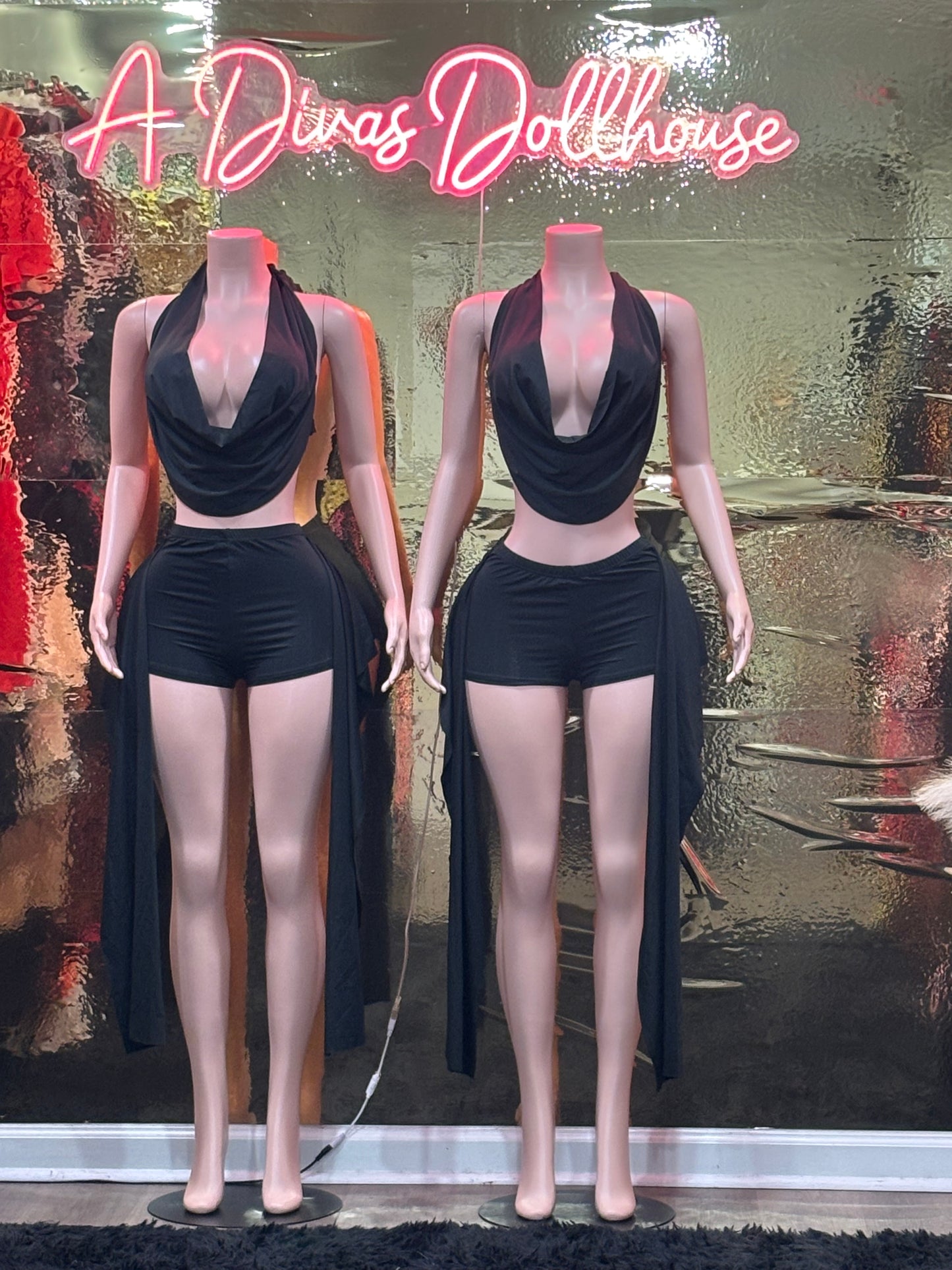 Fringe 2 Black 2pc Set